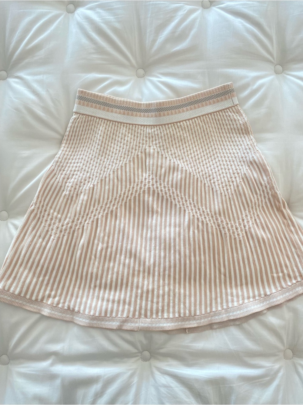 BCBGMaxAzria Blush Cream Beige Ribbed Skater Mini Skirt